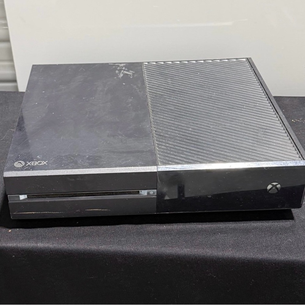 Xbox One Gaming Console